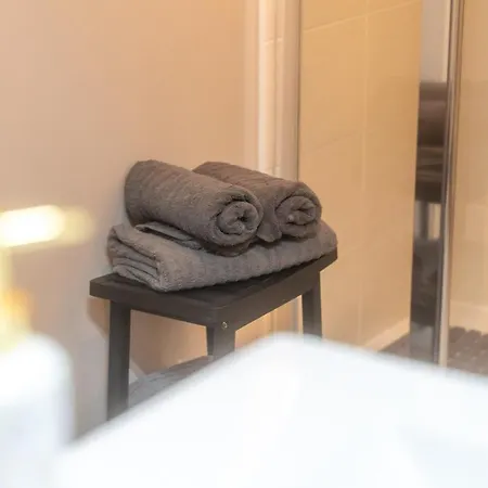 3 04 Avec Jardin Et Parking Prive * Pinchefalise