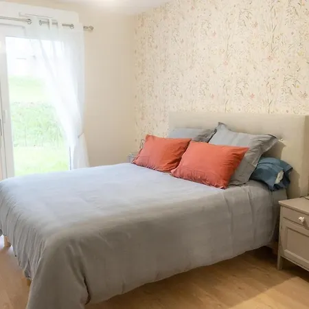 3 04 Avec Jardin Et Parking Prive * Pinchefalise